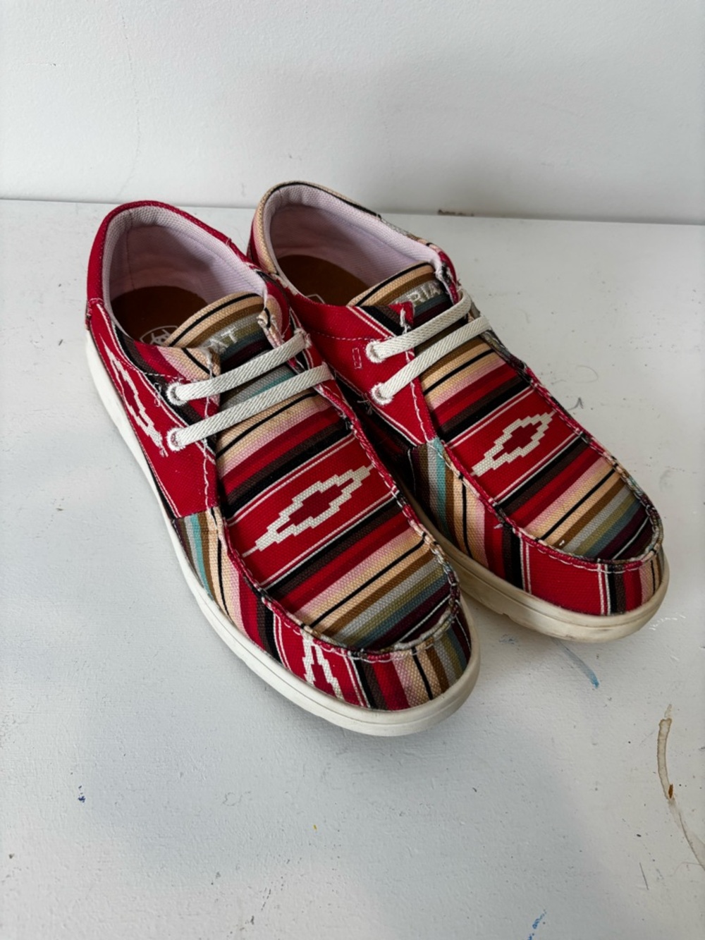 Kids/Womens Casual Slip-On Sneakers in Red Multistripe